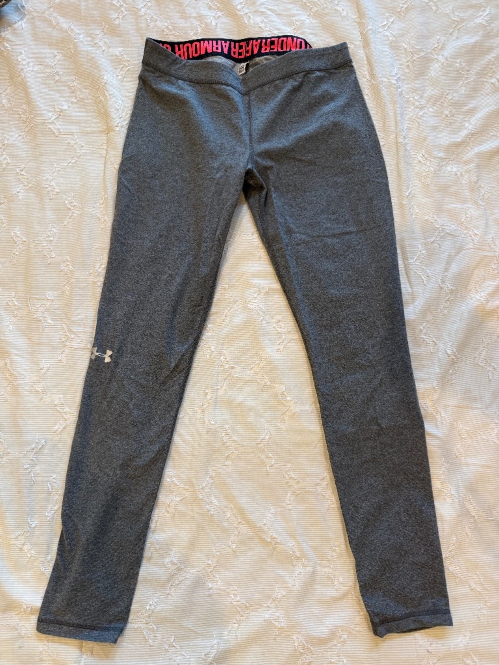 Under Armour Women’s Ankle Length Workout Pants Size Large